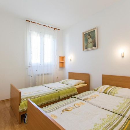 Apartments With A Parking Space Vinez, Labin - 11851 Luaran gambar